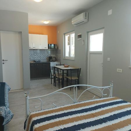 Studio Apartment Palmira Ližnjan Kültér fotó