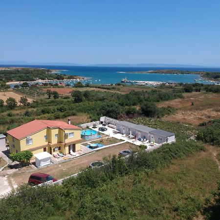Studio Apartment Palmira Ližnjan Kültér fotó