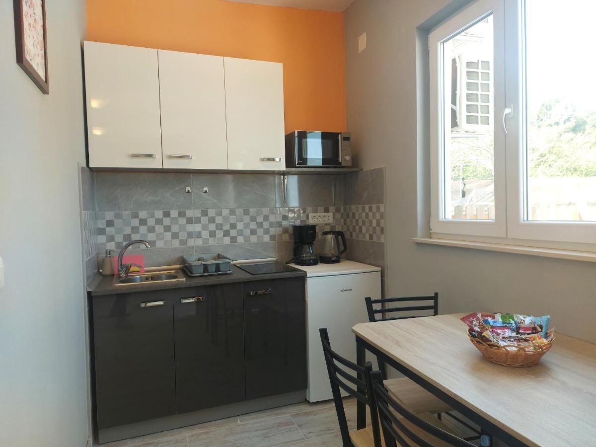 Studio Apartment Palmira Ližnjan Kültér fotó