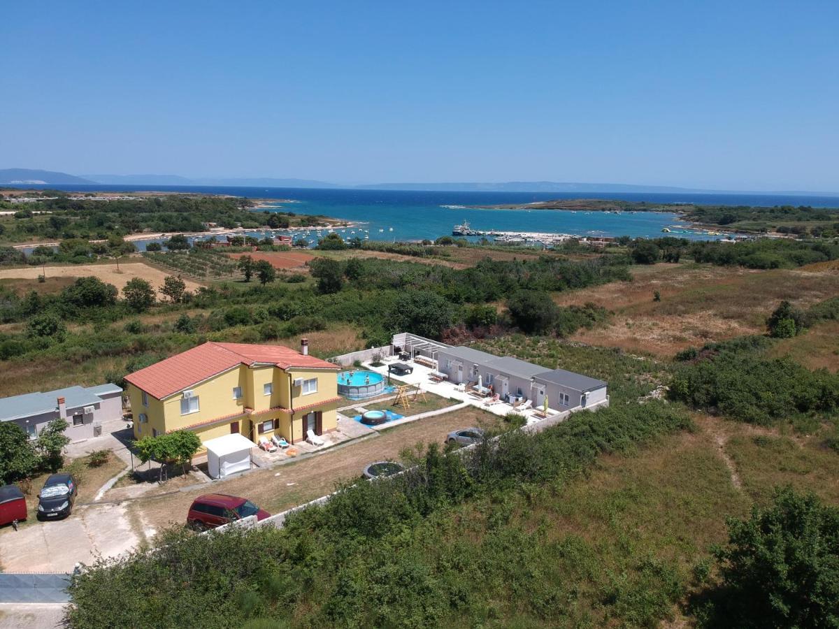 Studio Apartment Palmira Ližnjan Kültér fotó