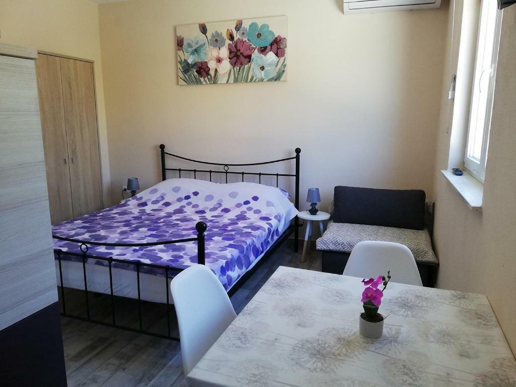 Studio Apartment Palmira Ližnjan Kültér fotó