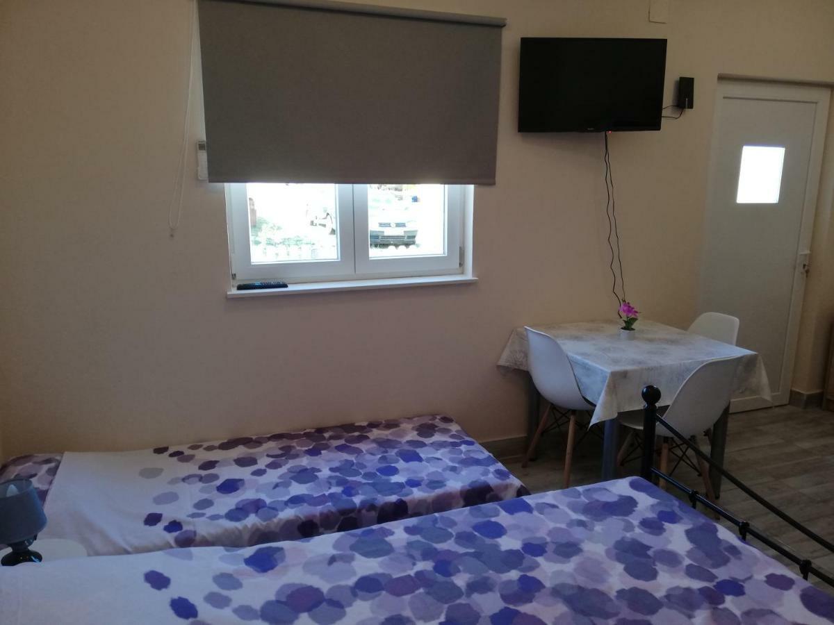 Studio Apartment Palmira Ližnjan Kültér fotó